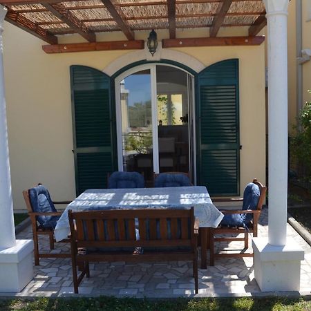 St. Peter Villas Krucica  Экстерьер фото